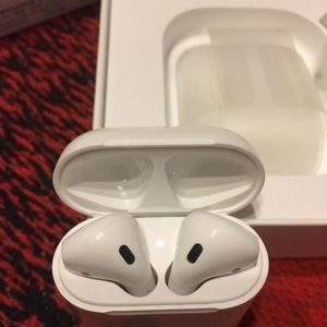 Apple AirPods (Open to Offers)